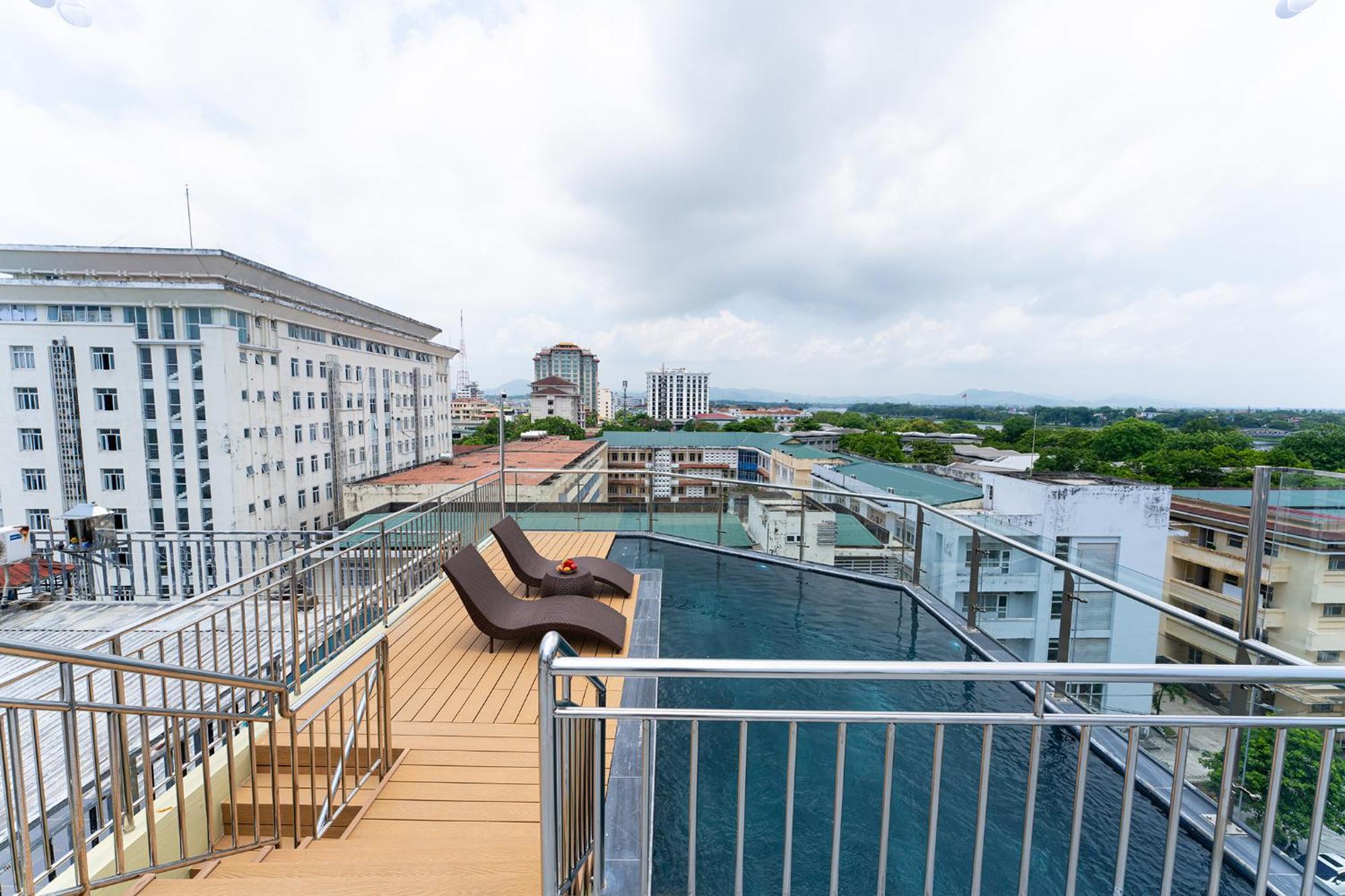 Dragon Hue Hotel Экстерьер фото