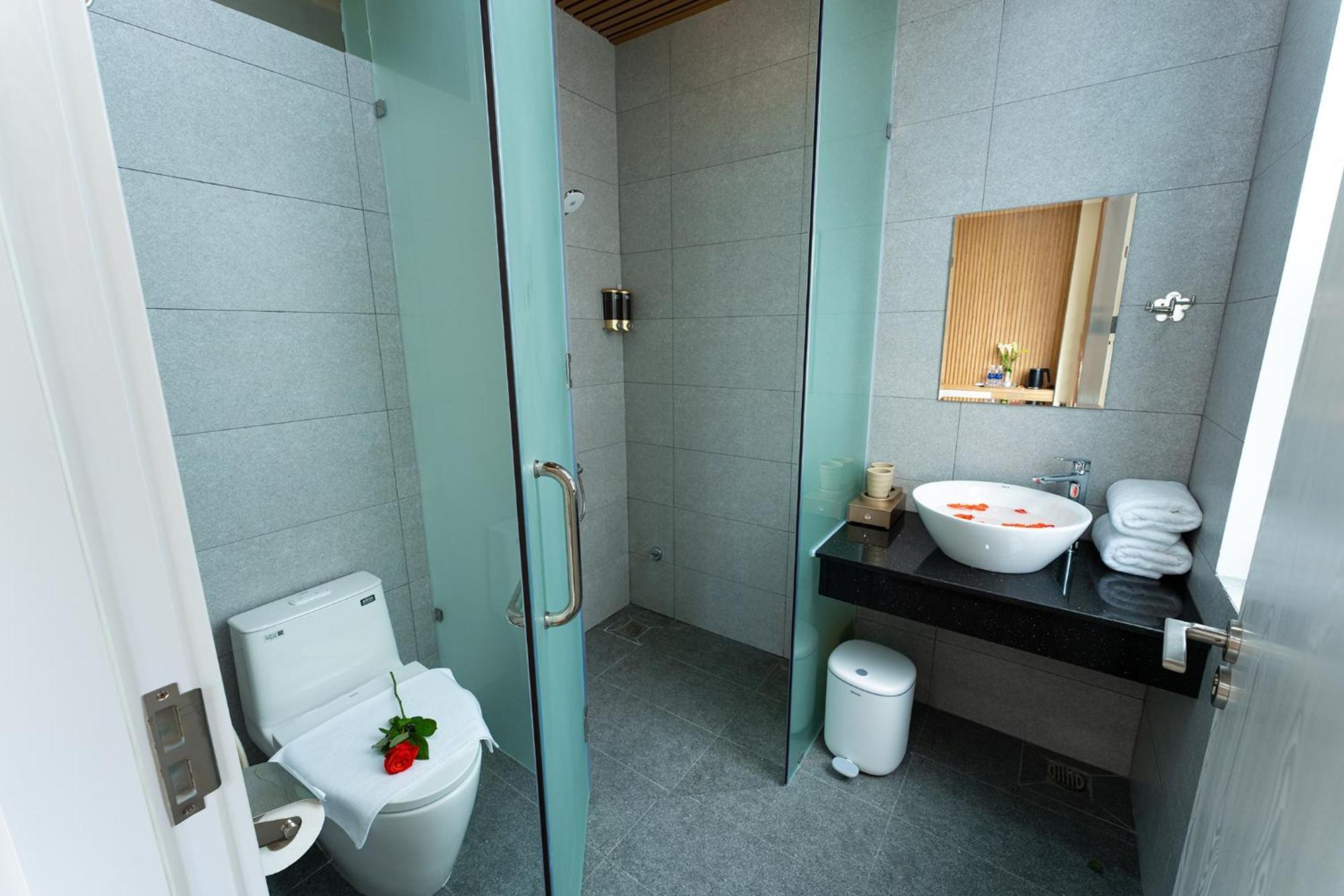 Dragon Hue Hotel Экстерьер фото