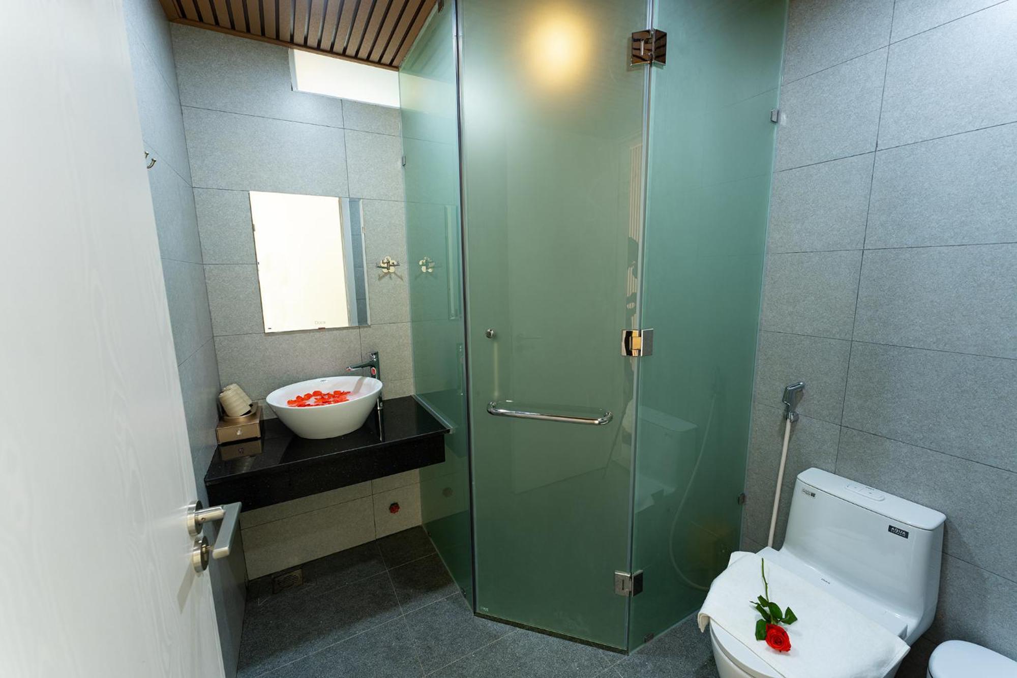 Dragon Hue Hotel Экстерьер фото